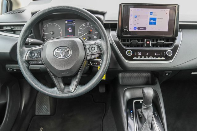 Used 2024 Toyota Corolla LE image 17