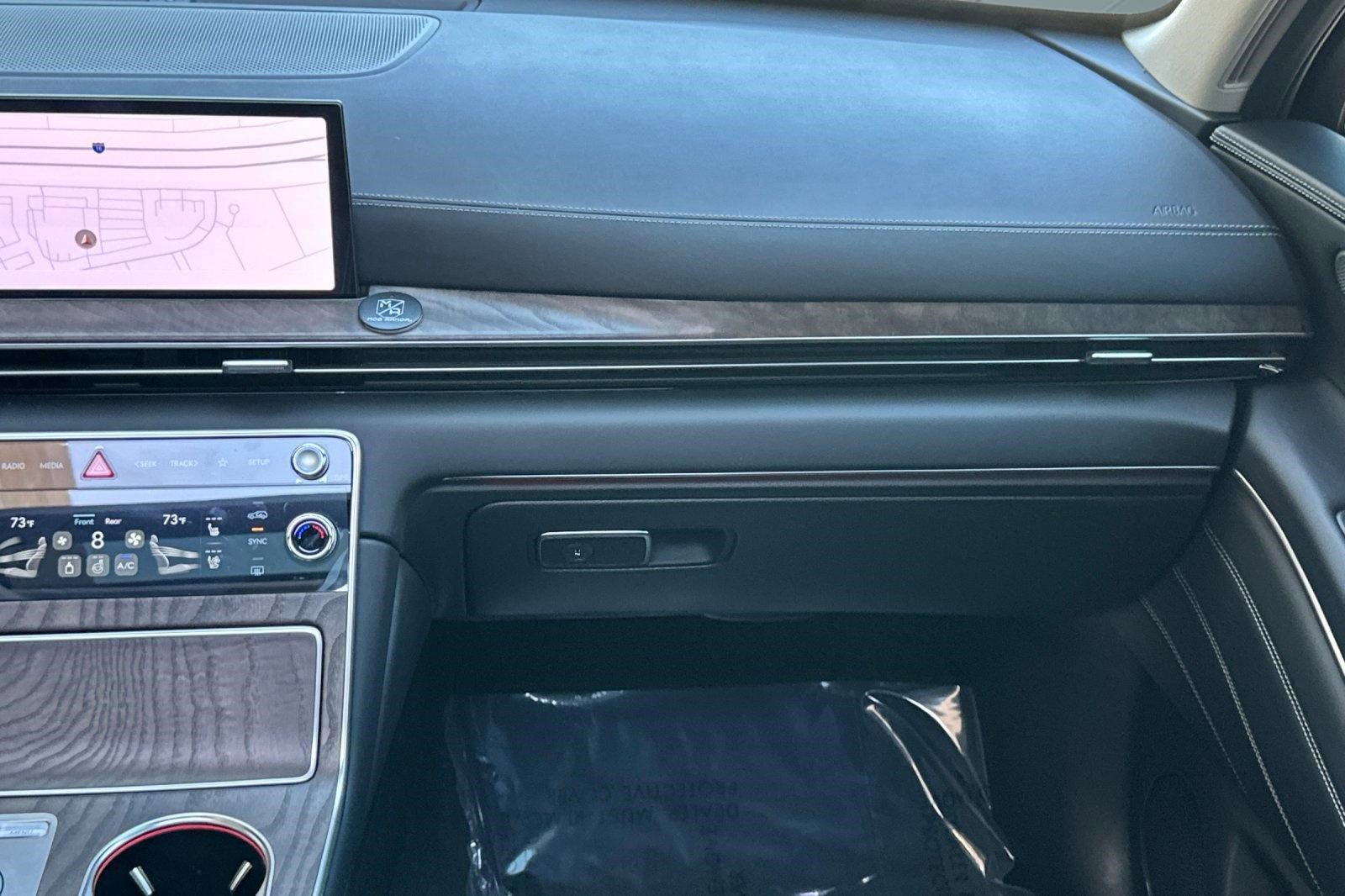 Used 2025 Genesis GV80 2.5T Prestige image 30