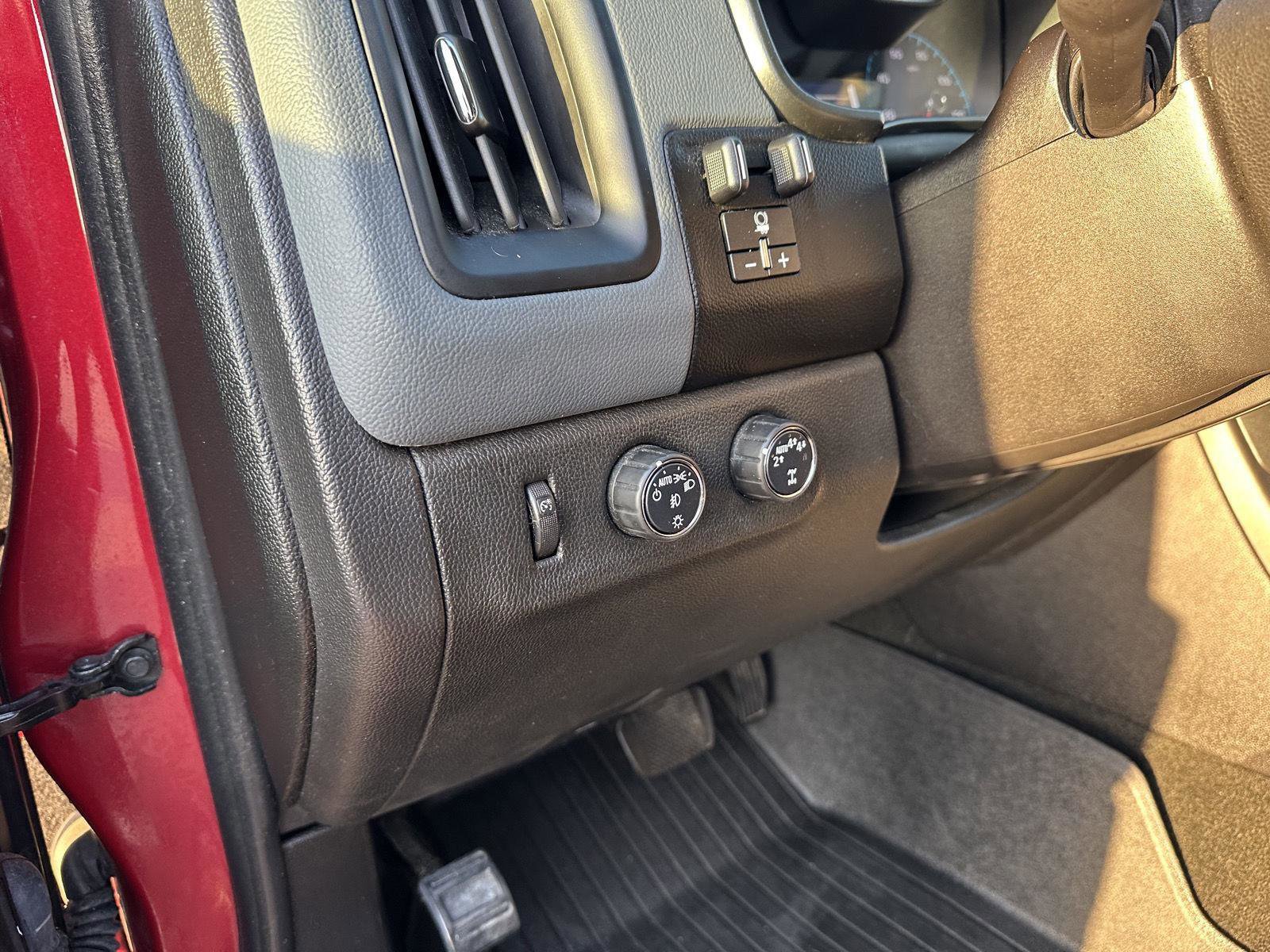 Used 2018 Chevrolet Colorado Z71 image 19