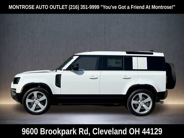 New 2025 Land Rover Defender 110 X-Dynamic SE image 3