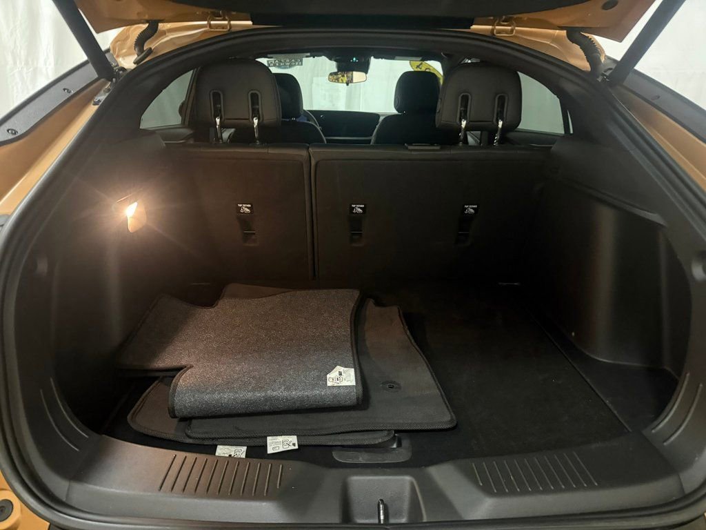 Used 2024 Buick Envista Sport Touring w/ Convenience II Package image 27