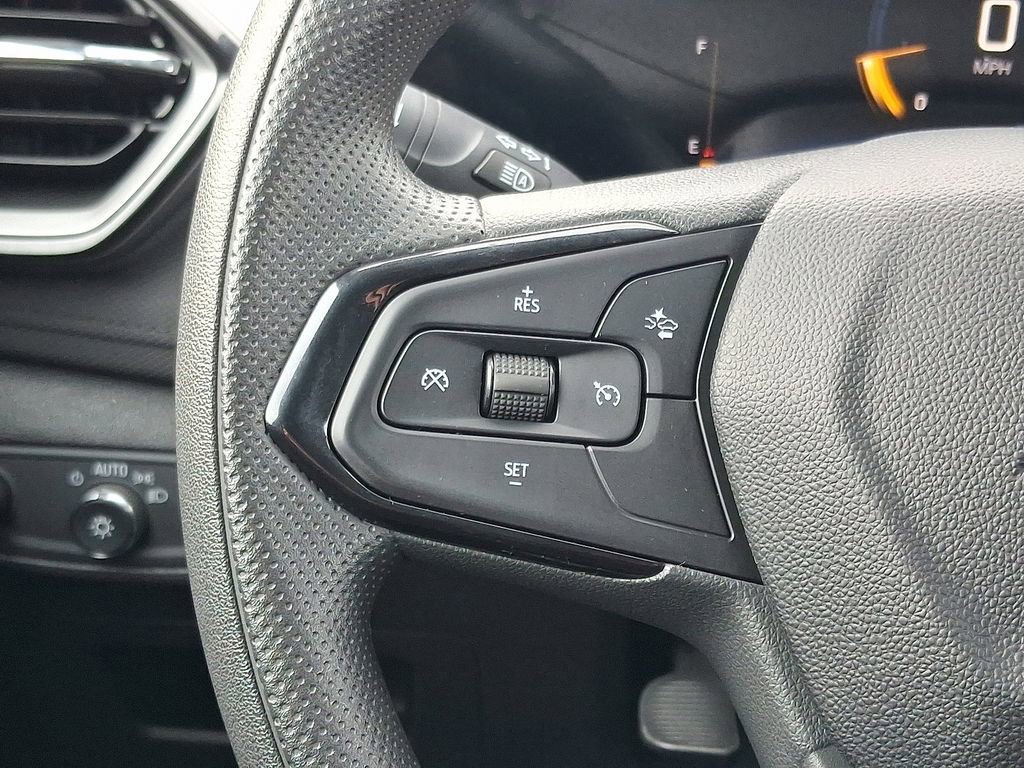 Used 2025 Chevrolet TrailBlazer LT image 23