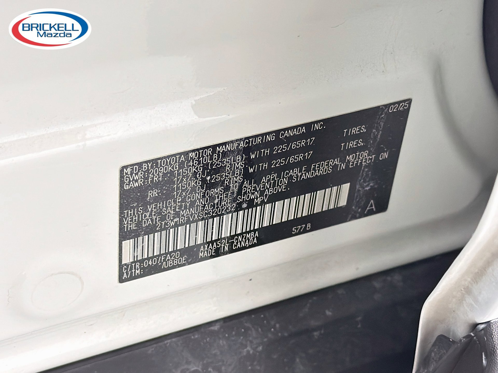 Used 2025 Toyota RAV4 XLE FWD image 40