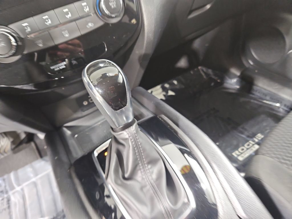 Used 2021 Nissan Rogue Sport S AWD/4WD image 23
