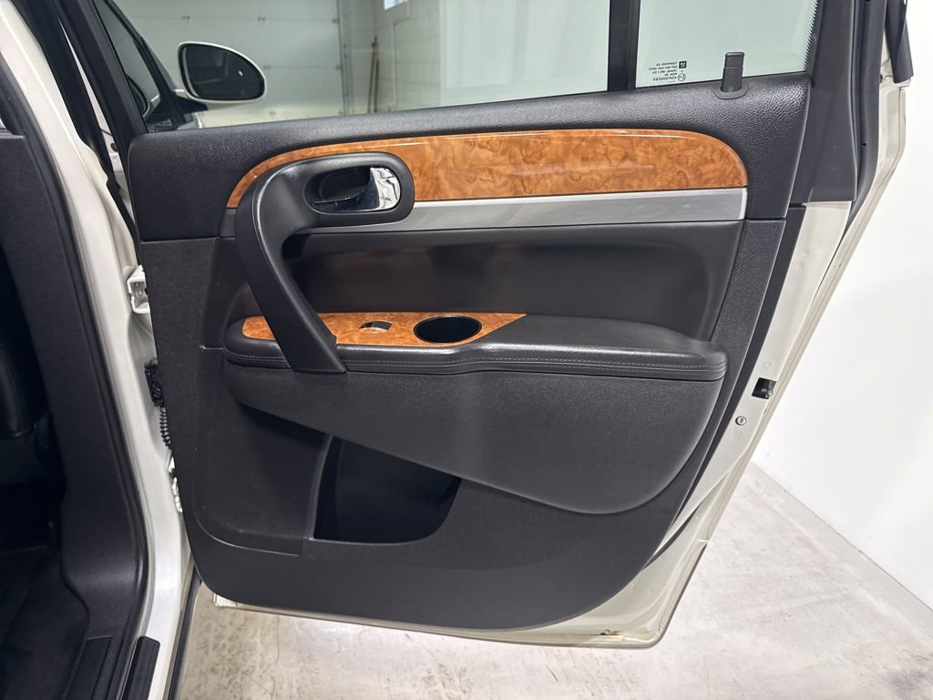 Used 2012 Buick Enclave Leather FWD image 38