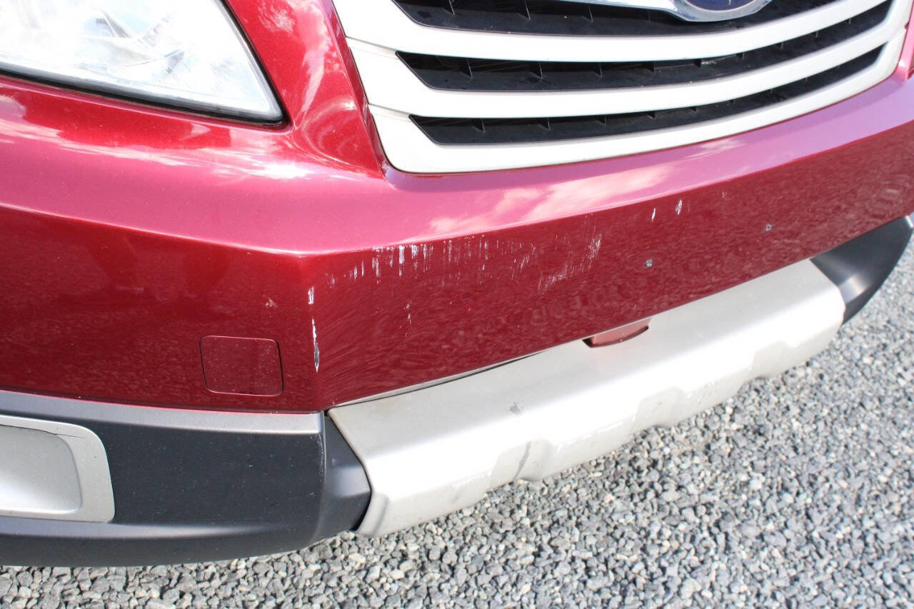 Used 2011 Subaru Outback 3.6R Limited w/ PWR Moonroof Pkg image 28