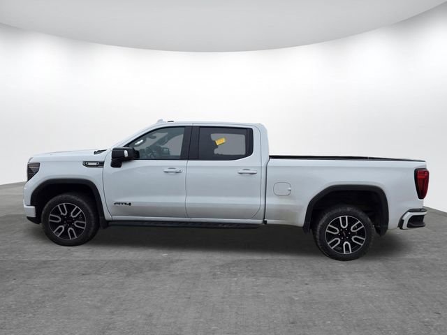 Used 2023 GMC Sierra 1500 AT4 w/ AT4 Premium Package AWD/4WD image 6