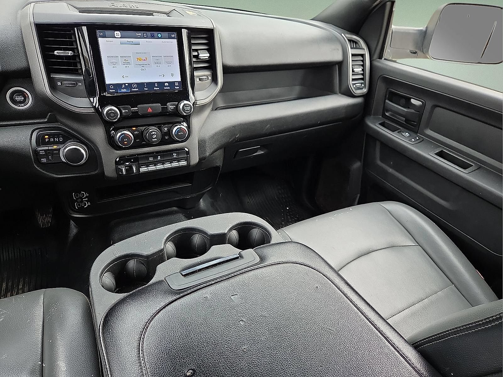 Used 2022 RAM 2500 Tradesman w/ Chrome Appearance Group AWD/4WD image 12