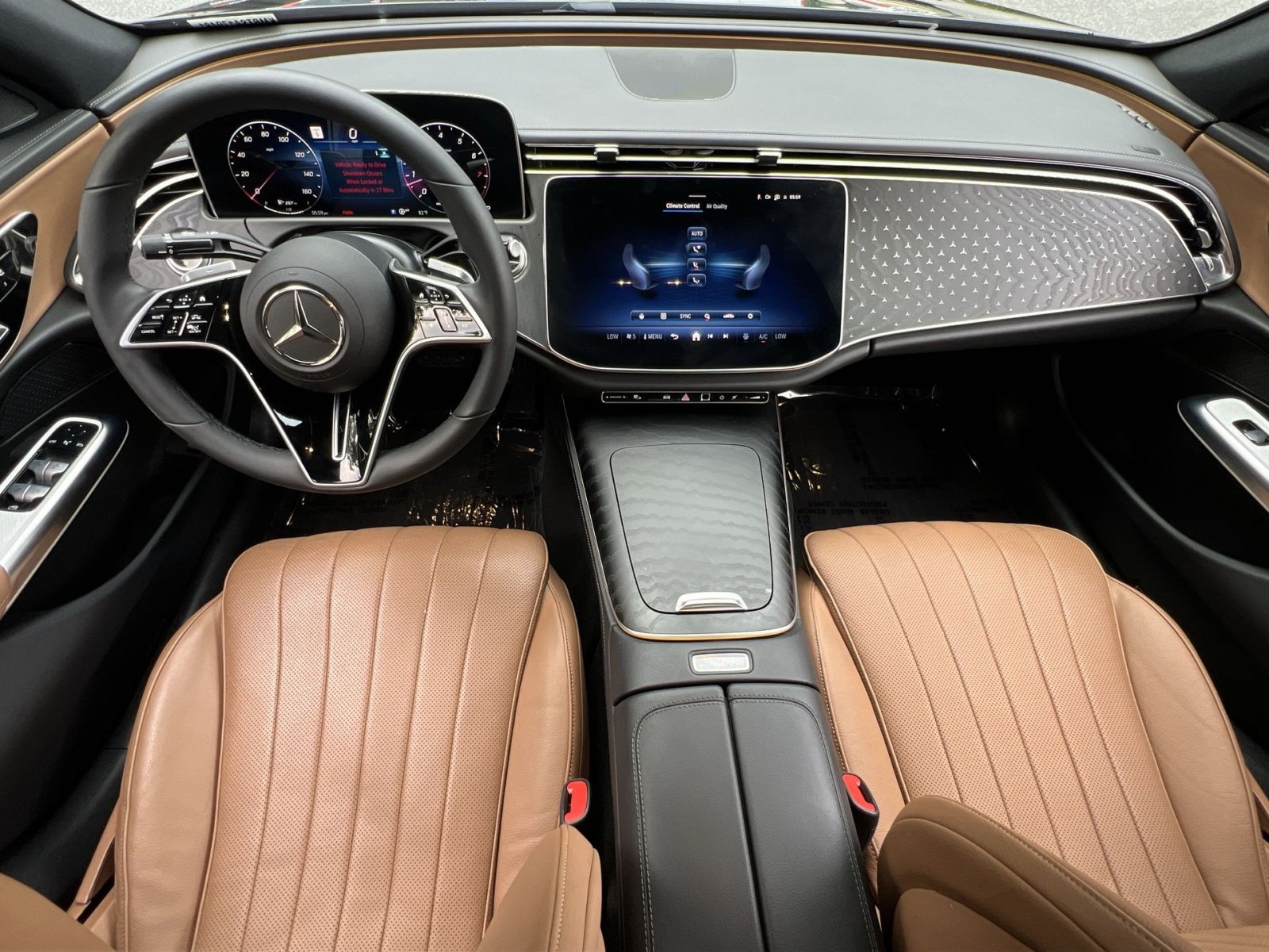 Certified 2025 Mercedes-Benz E 350 4MATIC Sedan image 13