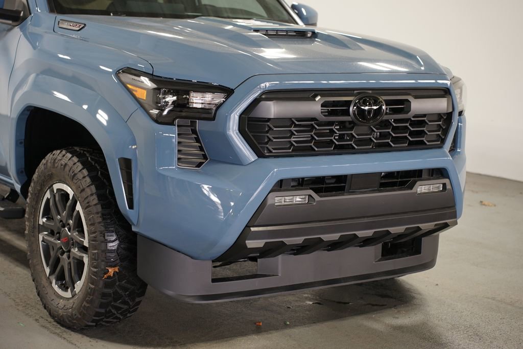 New 2026 Toyota Tacoma TRD Sport image 4