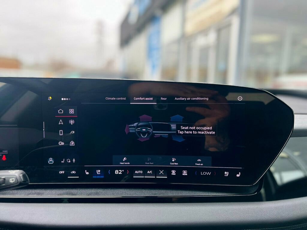 Used 2025 Audi Q6 e-tron Premium Plus w/ Premium Plus image 30