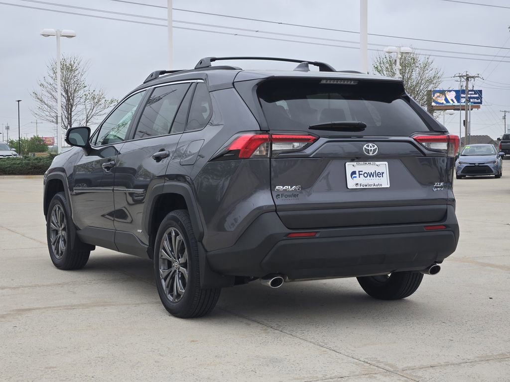Certified 2025 Toyota RAV4 XLE Premium image 5