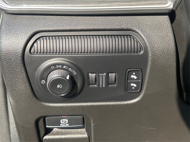 Used 2024 Jeep Wagoneer Series III w/ Flexible Seating Group image 20