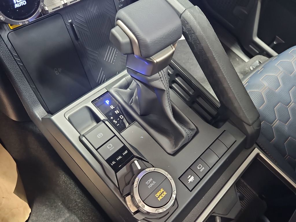 New 2026 Toyota 4Runner 4WD image 25