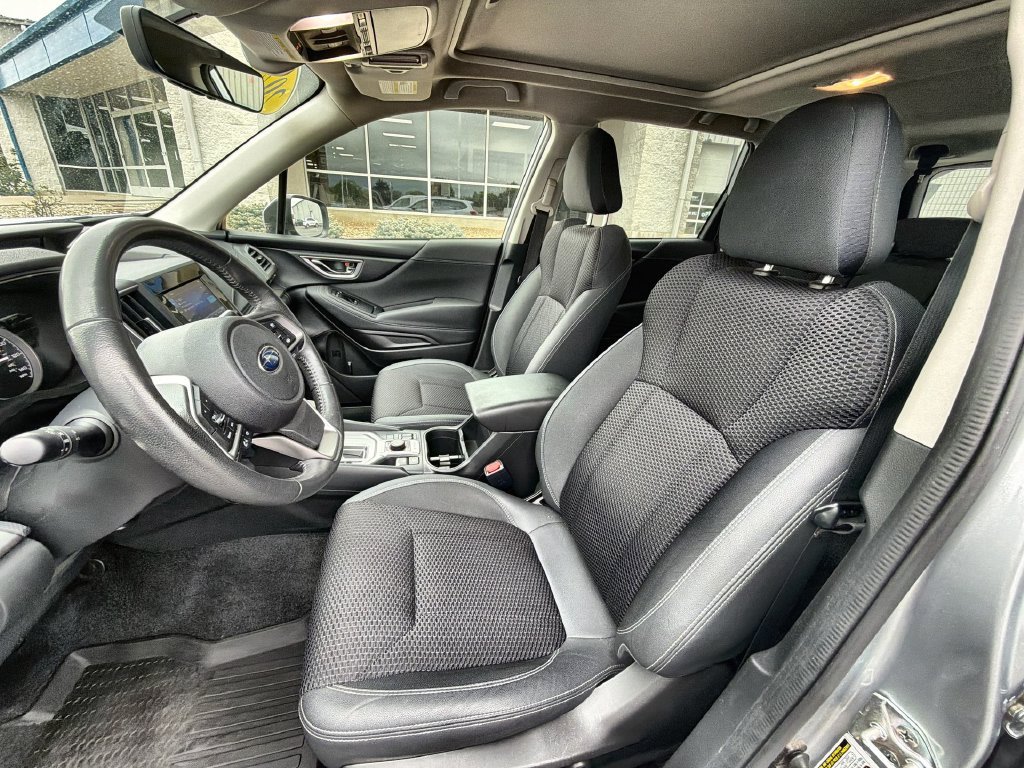 Used 2021 Subaru Forester Premium AWD/4WD image 13
