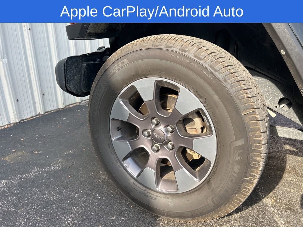 Used 2018 Jeep Wrangler Unlimited Sahara image 12