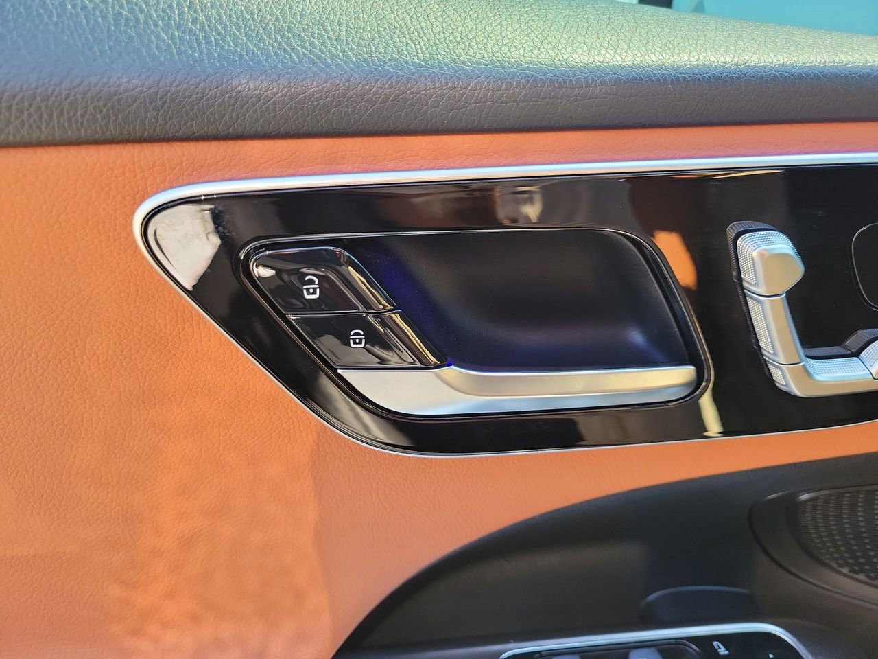 Certified 2023 Mercedes-Benz C 300 Sedan image 24