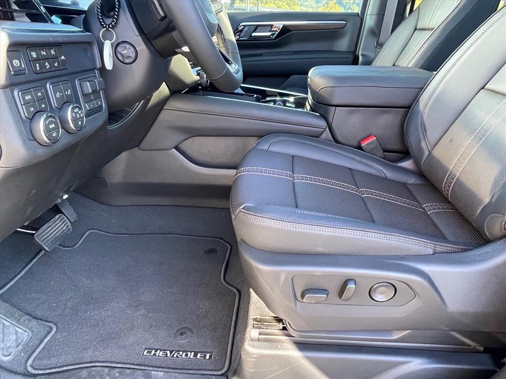 New 2027 Chevrolet Suburban High Country AWD/4WD image 23