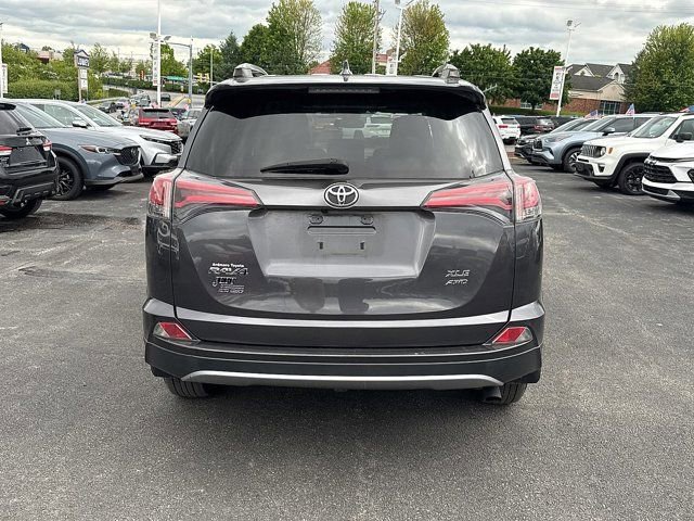 Used 2018 Toyota RAV4 XLE w/ Plus Extra Value Package AWD/4WD image 7