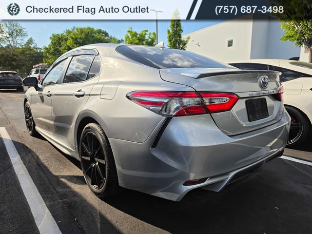 Used 2019 Toyota Camry SE image 4