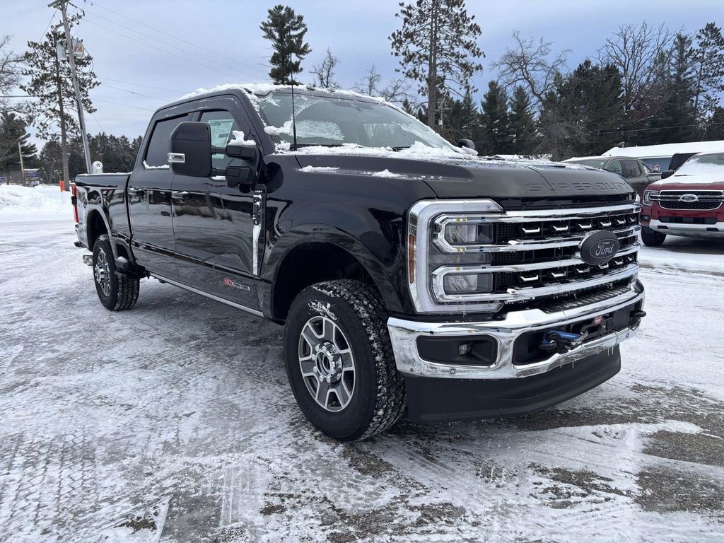 New 2026 Ford F350 Lariat w/ Lariat Ultimate Package