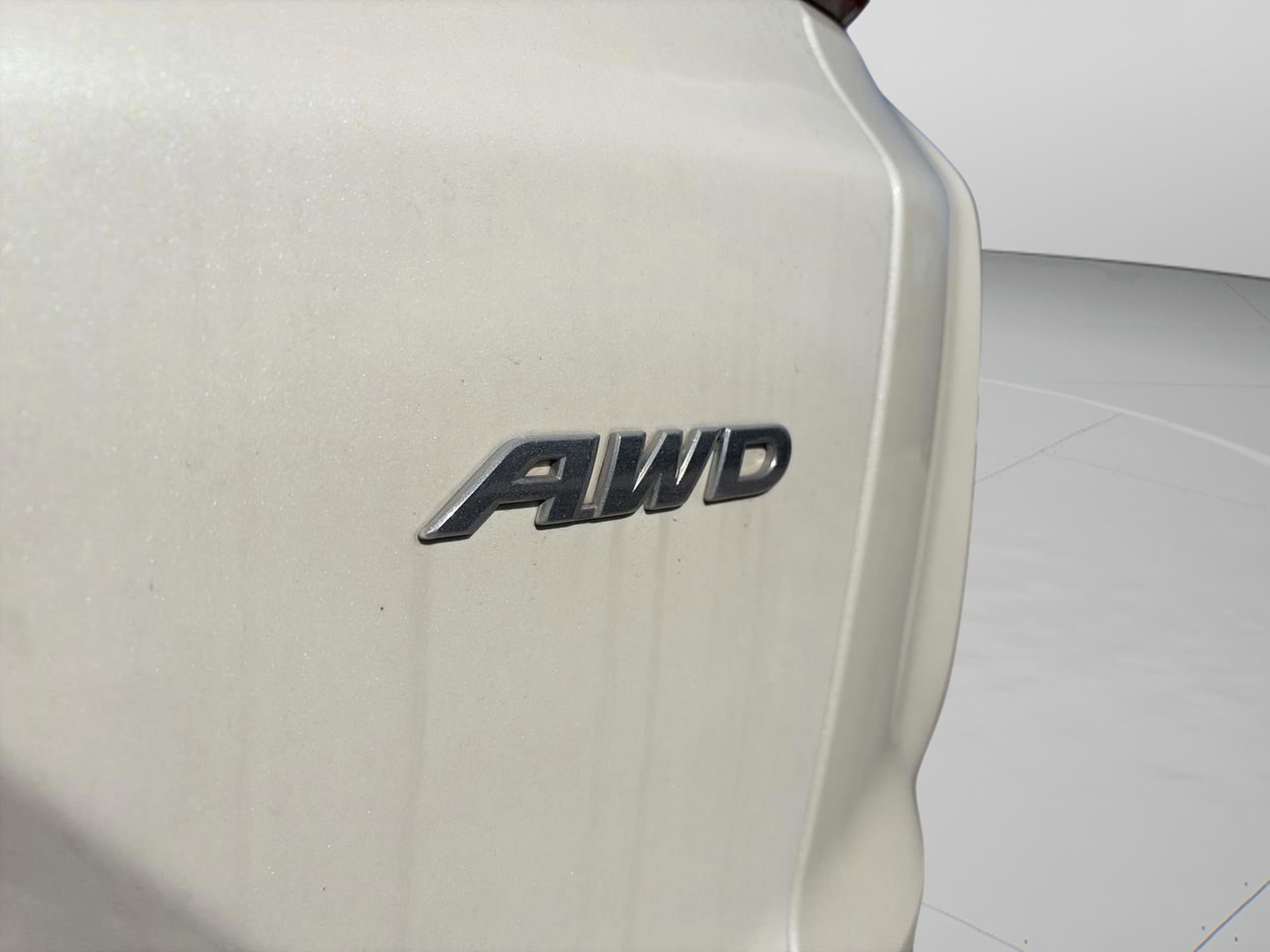 Used 2018 Honda CR-V LX image 25