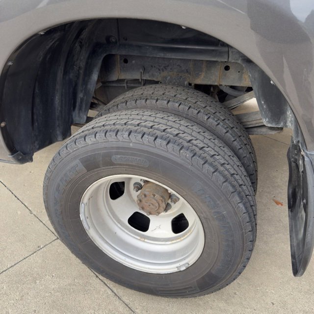 Used 2017 RAM 3500 Tradesman w/ Power & Remote Entry Group image 13