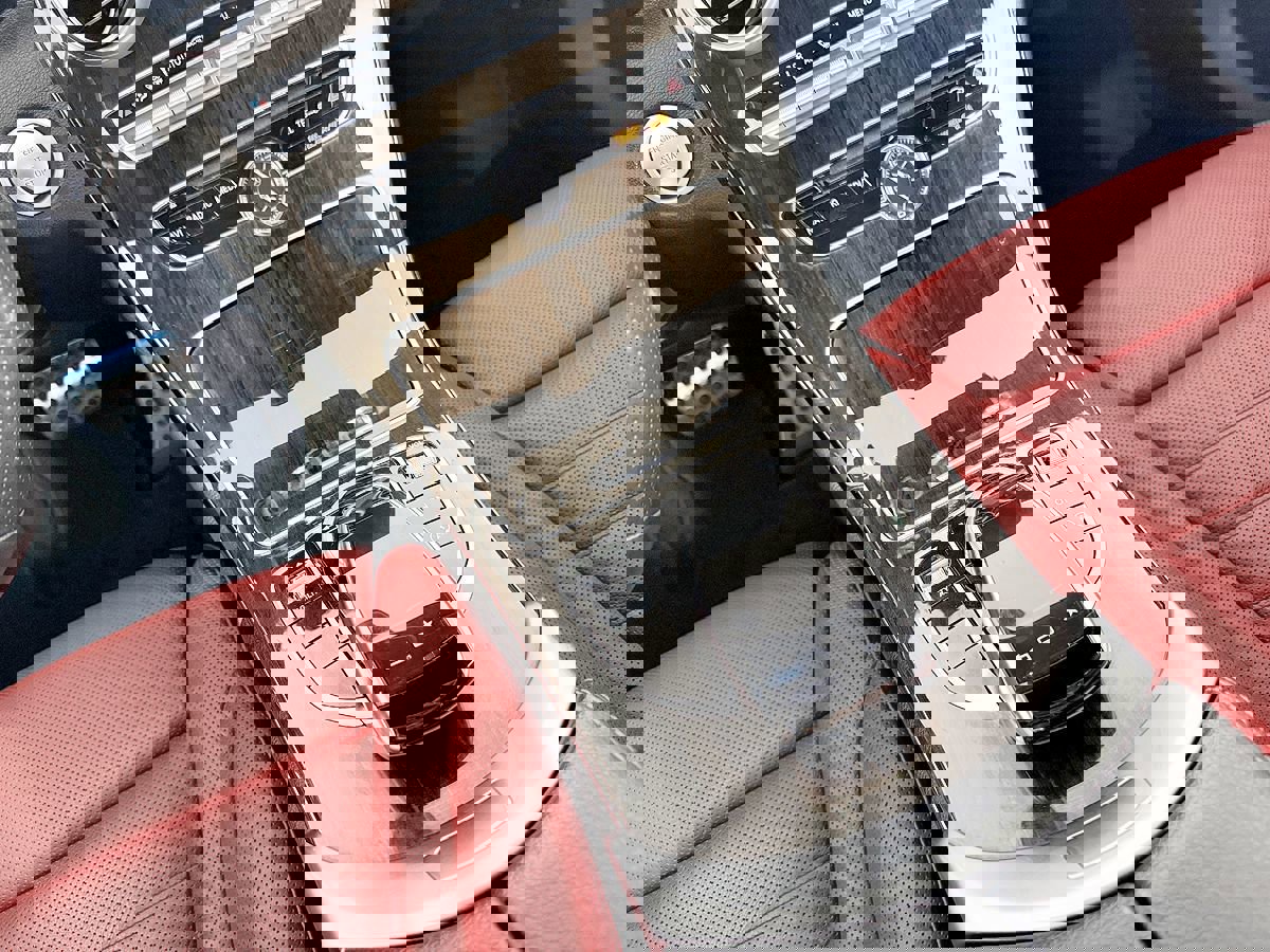 Used 2015 Mercedes-Benz C 400 4MATIC image 55