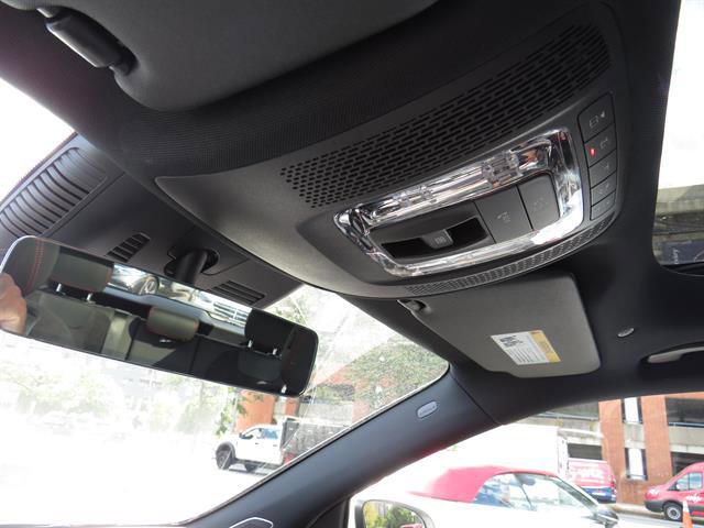 Used 2025 Mercedes-Benz GLA 35 AMG 4MATIC image 18