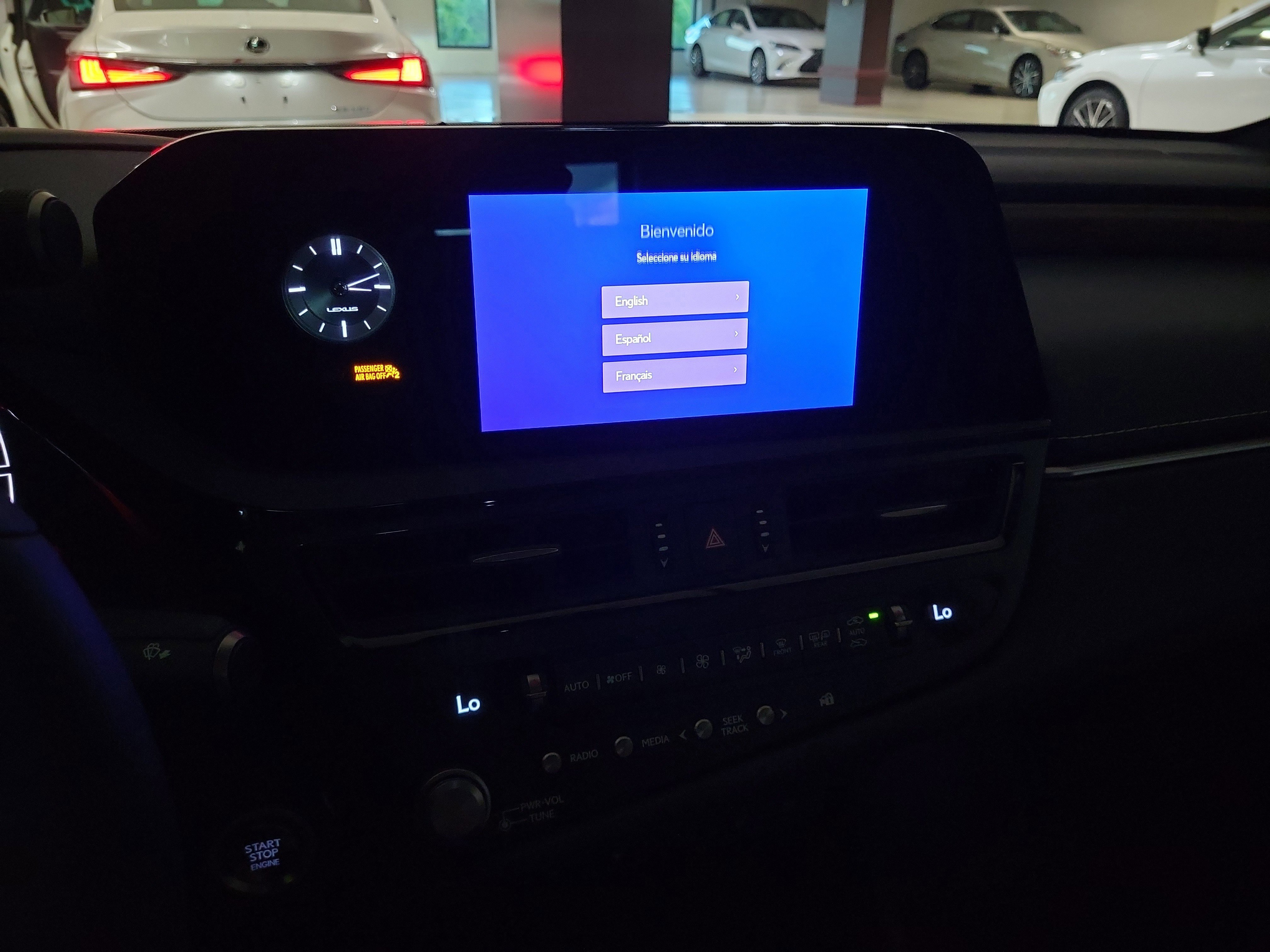 New 2025 Lexus ES 350 w/ Premium Package image 13