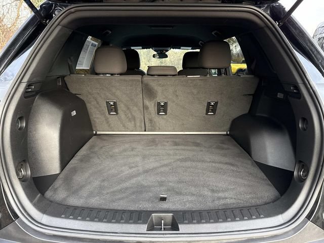 Used 2025 GMC Terrain Elevation AWD/4WD image 12