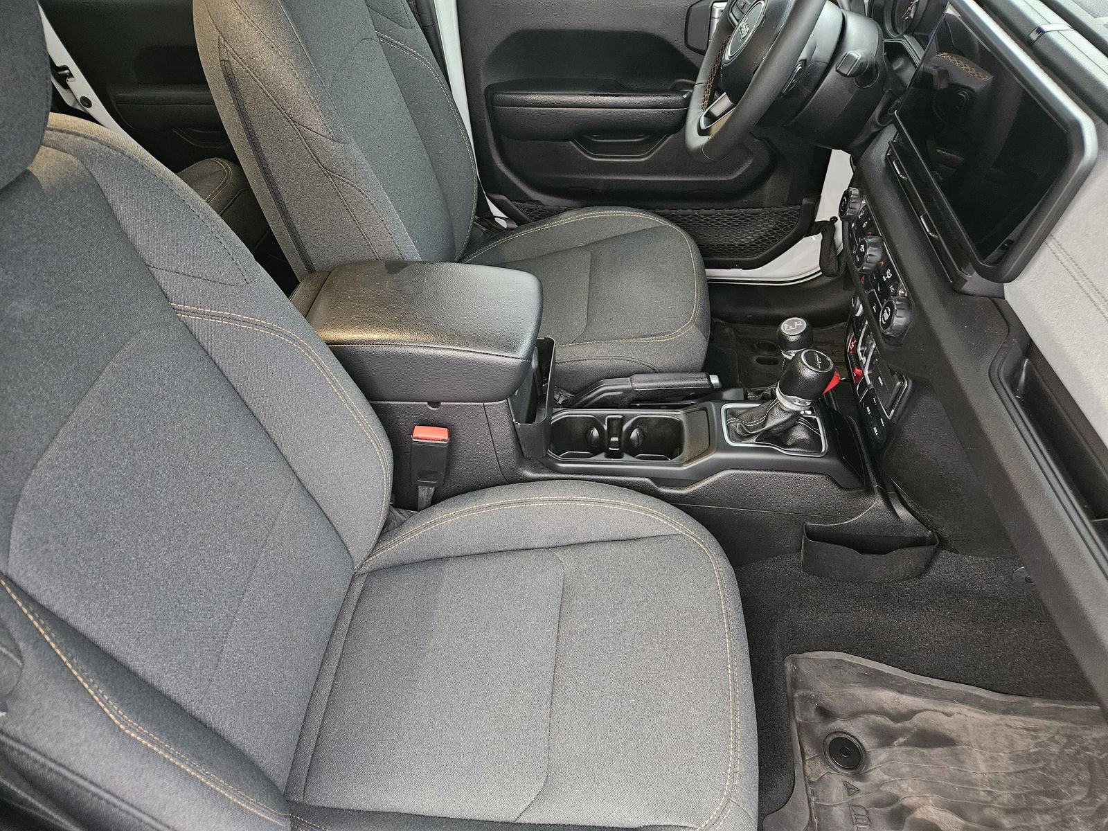 Used 2024 Jeep Gladiator Sport image 20