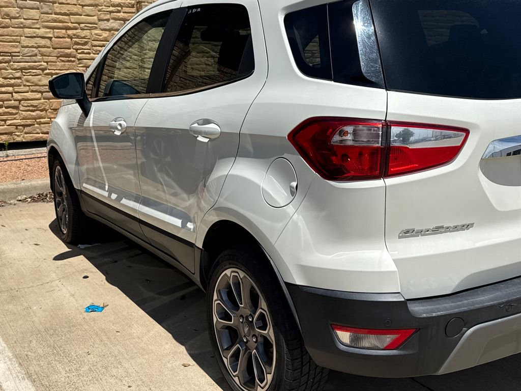 Used 2020 Ford EcoSport Titanium FWD image 6