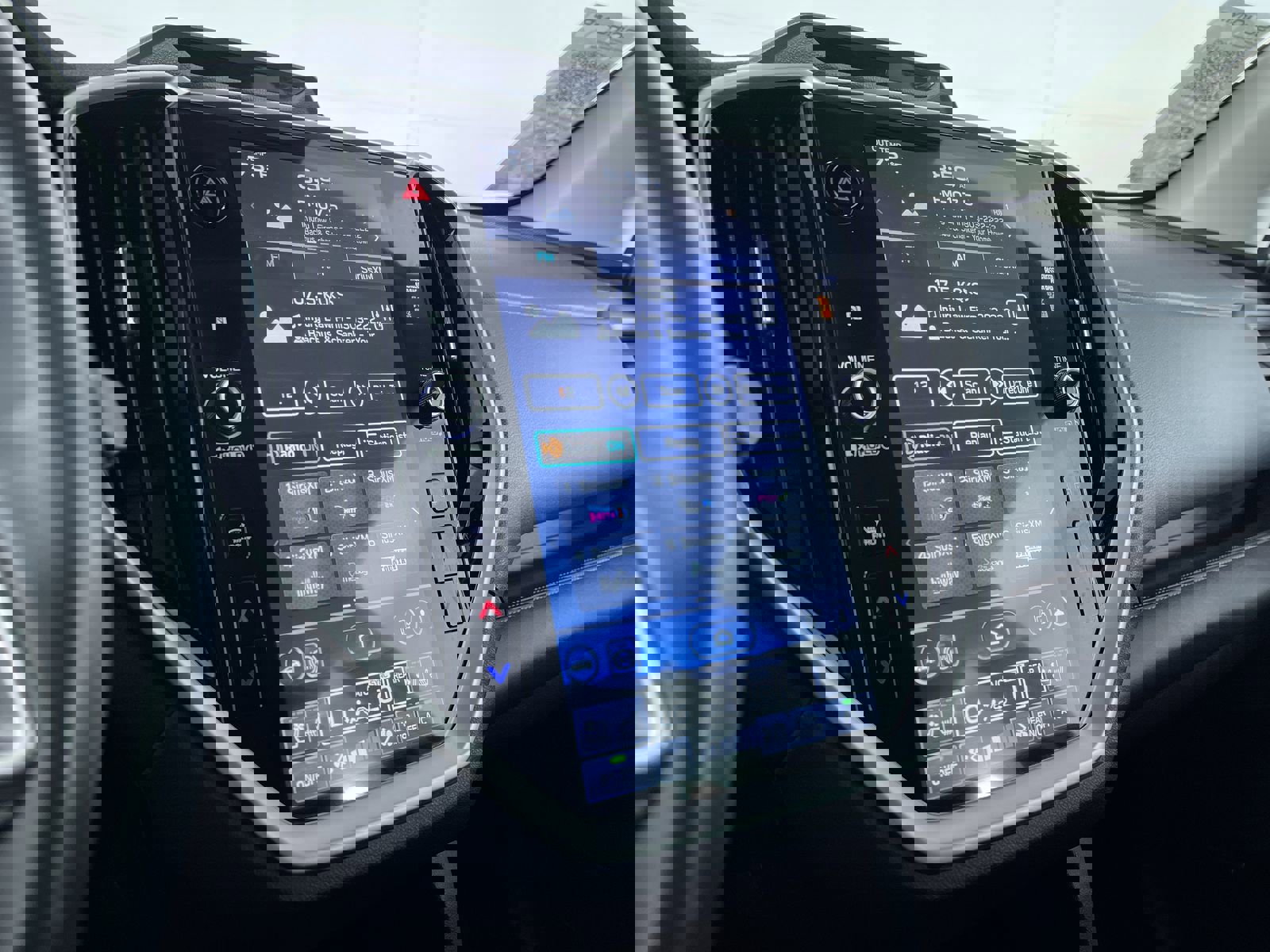 Used 2023 Subaru Ascent Touring image 18