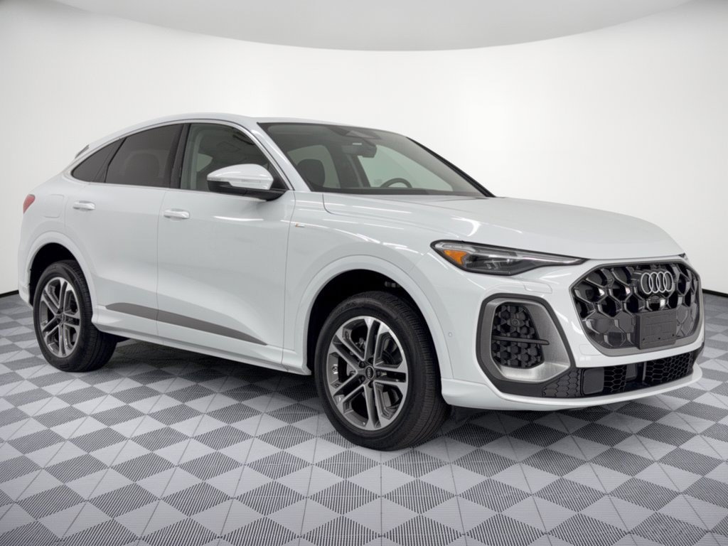 Certified 2026 Audi Q5 Premium Plus AWD/4WD image 7