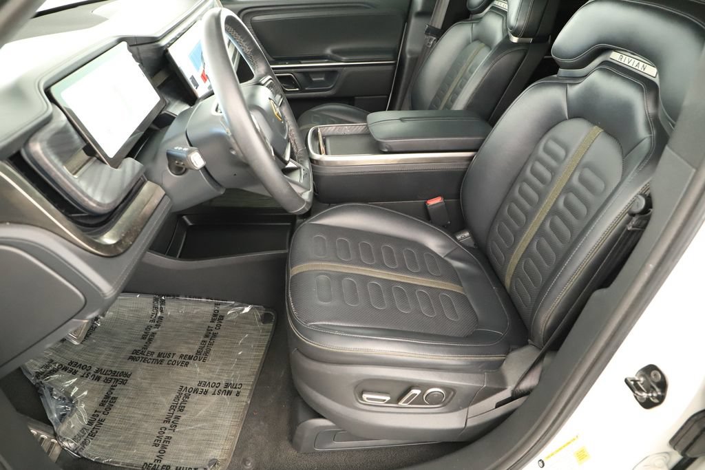 Used 2024 Rivian R1S Adventure AWD/4WD image 23