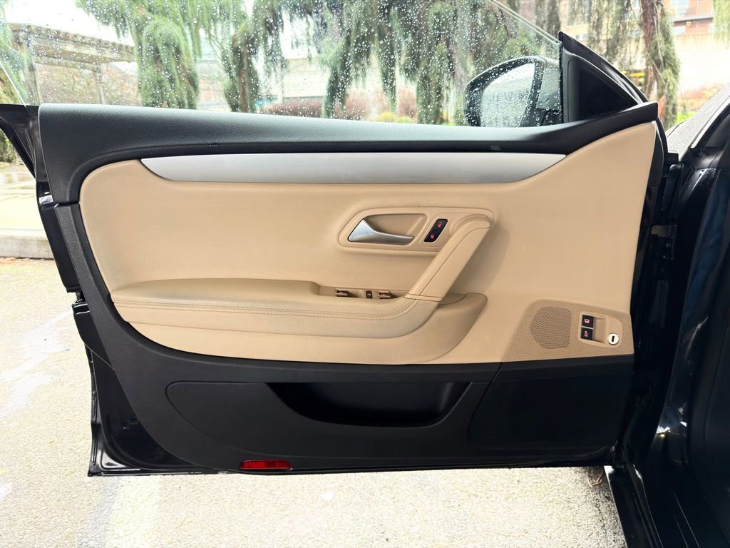 Used 2015 Volkswagen CC Sport FWD image 21