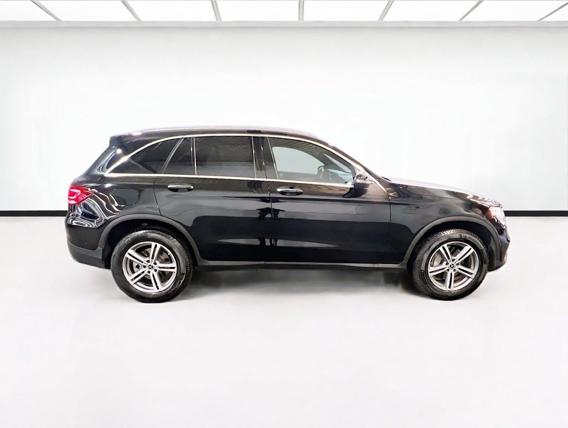 Used 2022 Mercedes-Benz GLC 300 4MATIC image 23