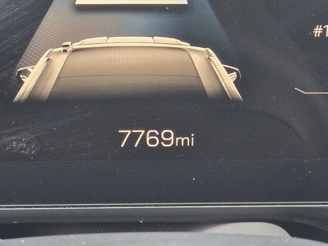 Used 2025 GMC Yukon XL Elevation AWD/4WD image 28