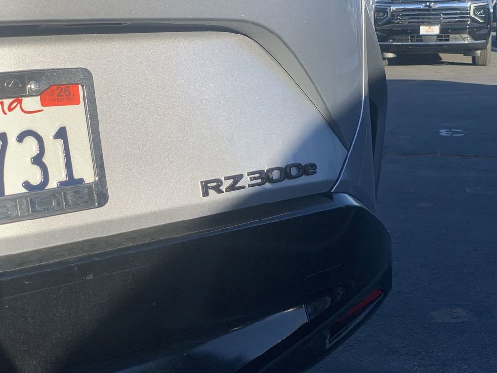 Used 2025 Lexus RZ 300e image 30