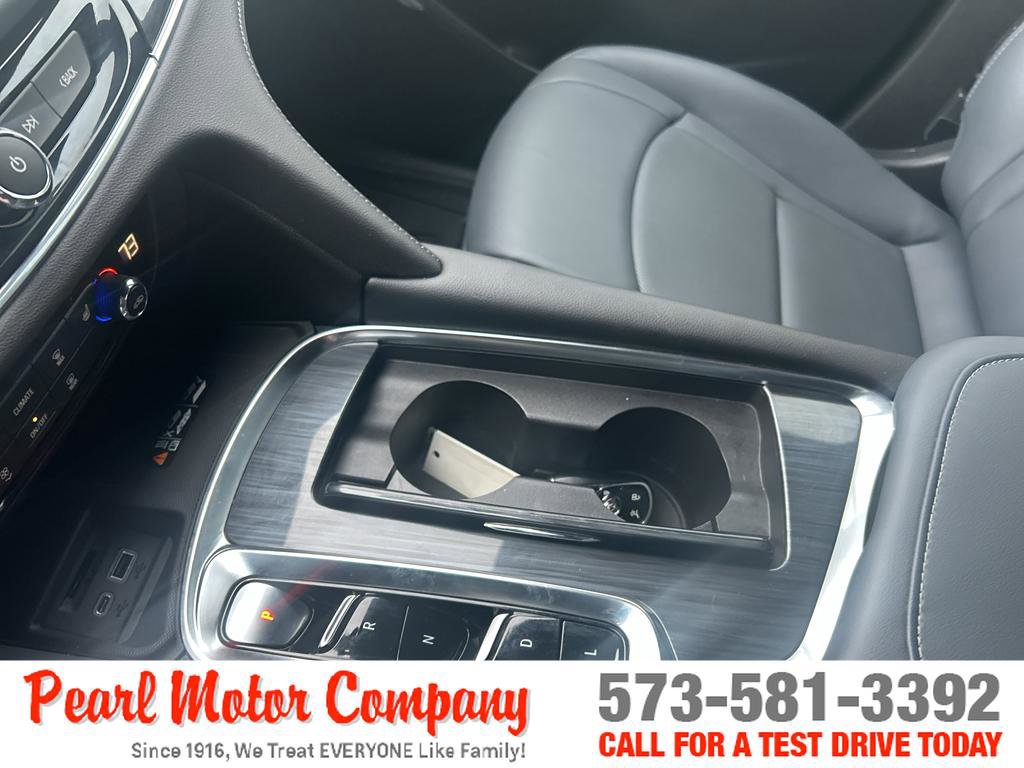 Certified 2024 Buick Enclave Essence w/ Sport Touring Edition FWD image 18
