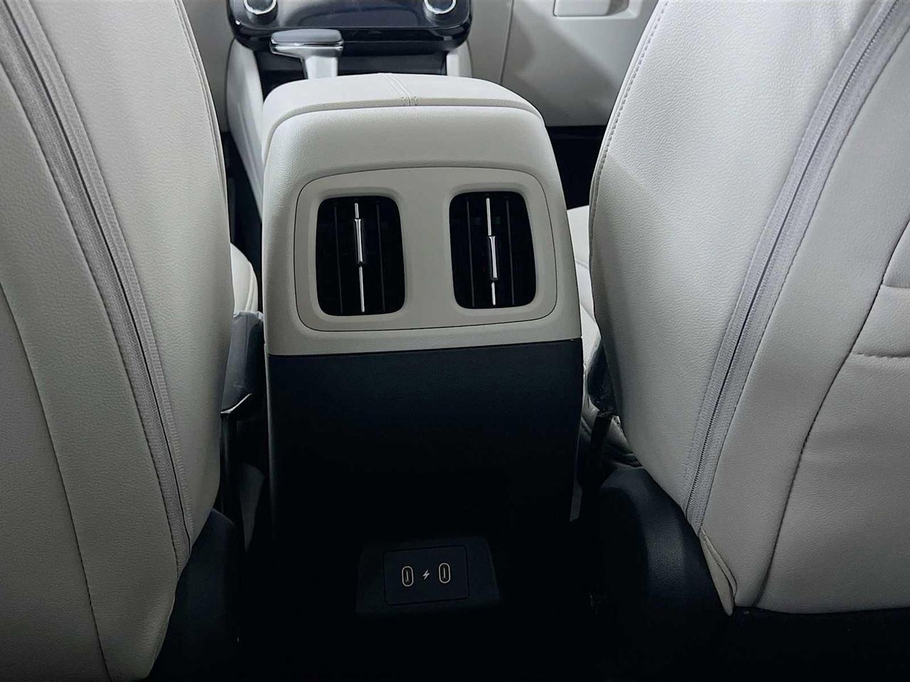 New 2025 Hyundai Tucson SEL image 16