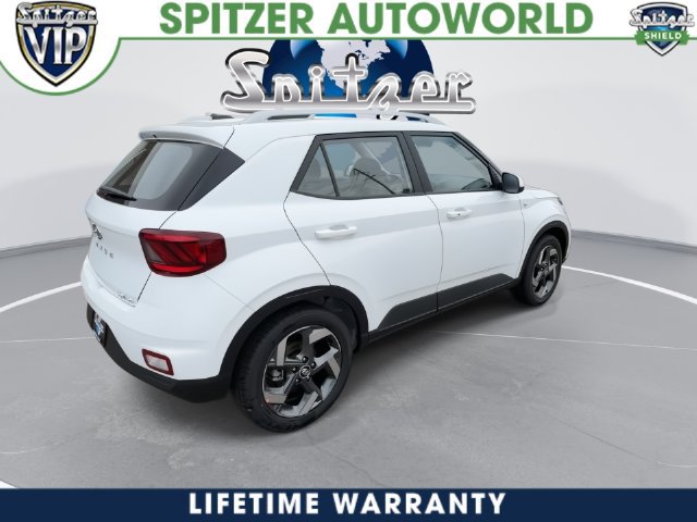 New 2026 Hyundai Venue SEL FWD image 14