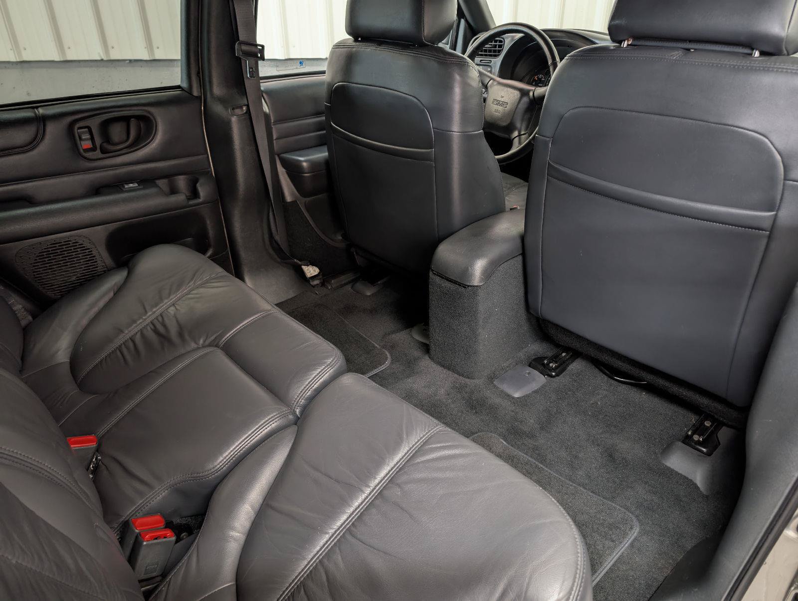 Used 2000 GMC Jimmy SLT AWD/4WD image 37