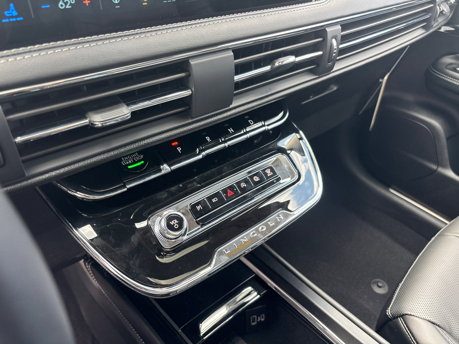 New 2026 Lincoln Corsair Premiere AWD/4WD image 22