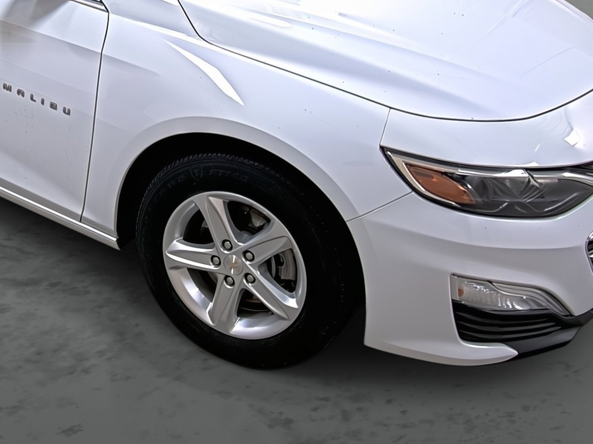 Used 2023 Chevrolet Malibu LS w/ Driver Confidence Package image 14
