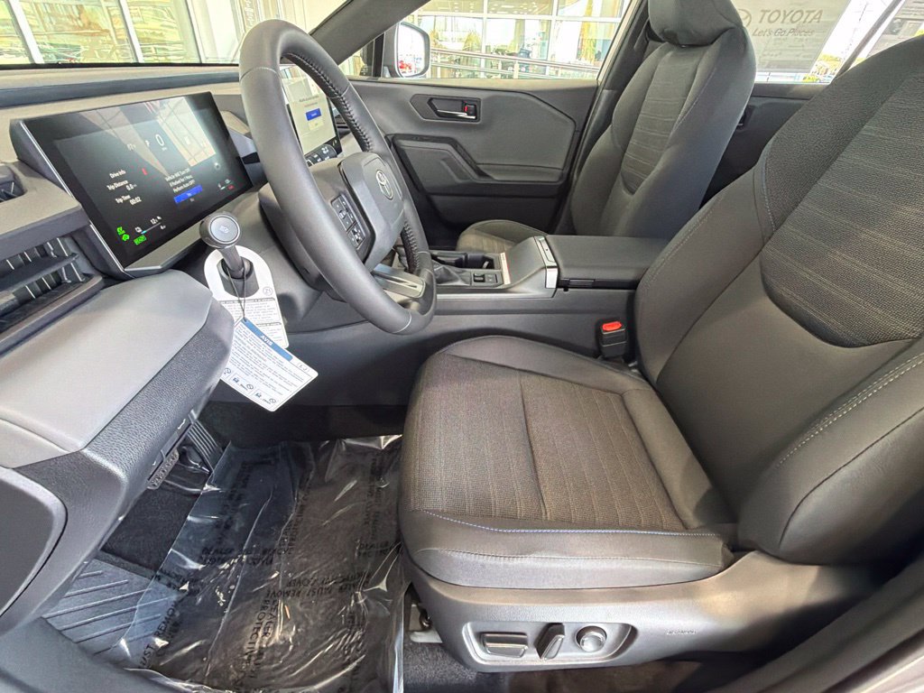 New 2026 Toyota RAV4 SE w/ Convenience Package AWD/4WD image 17