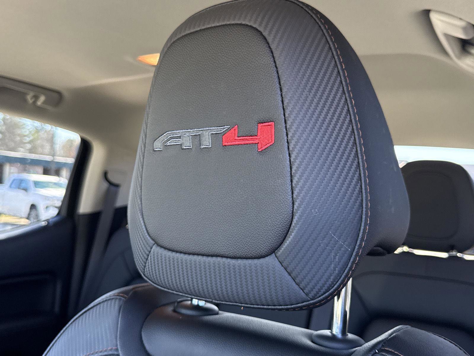 Used 2022 GMC Canyon AT4 w/ Trailering Package image 16