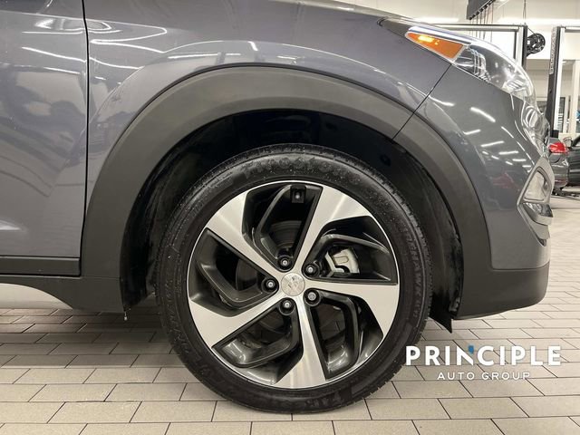 Used 2018 Hyundai Tucson Value w/ Cargo Package image 10