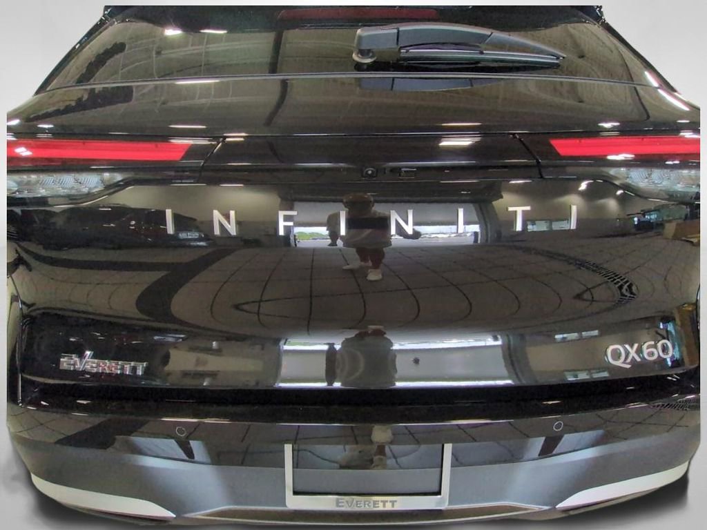 Used 2026 INFINITI QX60 Luxe w/ Cargo Package FWD image 34